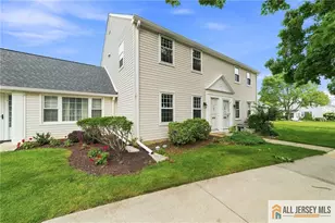 13 Sussex Way, Monroe Township, NJ 08831 - Photo 3