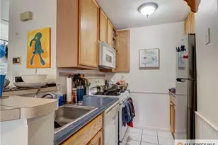 130 Longfield Ct, East Brunswick Township, NJ 08816 - Photo 5