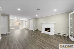 265 Crosse Dr, Monroe Township, NJ 08831 - Photo 9