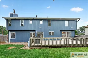 121 W Hill Rd, Colonia, NJ 07067 - Photo 29
