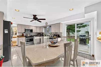 121 W Hill Road, Colonia, NJ 07067 - Photo 7