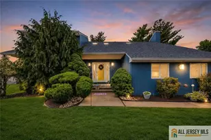 121 W Hill Rd, Colonia, NJ 07067 - Photo 33