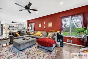121 W Hill Rd, Colonia, NJ 07067 - Photo 15
