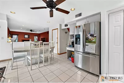 121 W Hill Road, Colonia, NJ 07067 - Photo 9