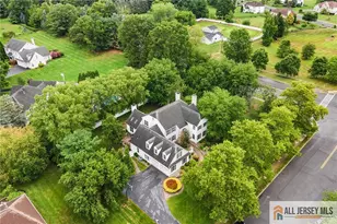 1 Woodland Dr, Cranbury Township, NJ 08512 - Photo 3