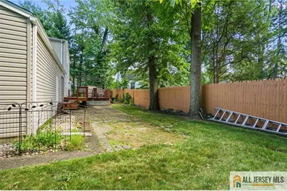 360 Sherman Road, North Brunswick Township, NJ 08902 - Photo 23