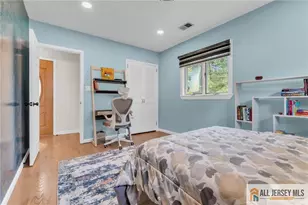 158 Hardenburg Ln, East Brunswick Township, NJ 08816 - Photo 21