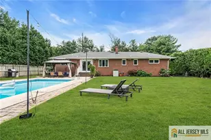 158 Hardenburg Ln, East Brunswick Township, NJ 08816 - Photo 45