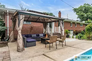 158 Hardenburg Ln, East Brunswick Township, NJ 08816 - Photo 47