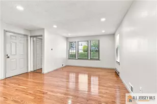 119 Griggs Pl, East Brunswick Township, NJ 08816 - Photo 5