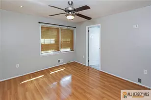 9 Chipwood Ln, North Brunswick Township, NJ 08902 - Photo 21