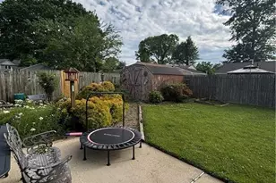 492 Booth Ct, Rahway, NJ 07065 - Photo 11
