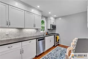 8 Highview Rd, East Brunswick Township, NJ 08816 - Photo 15