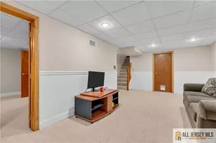 8 Highview Rd, East Brunswick Township, NJ 08816 - Photo 29