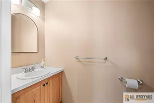 364 Bowler Ct, Piscataway Township, NJ 08854 - Photo 15