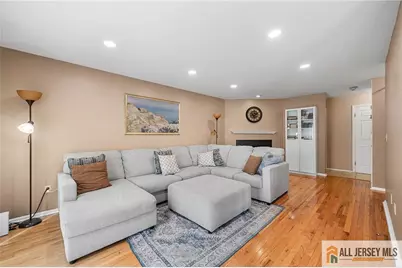 364 Bowler Court, Piscataway Township, NJ 08854 - Photo 5