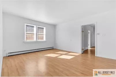94 Neptune Place, South Amboy, NJ 08879 - Photo 5