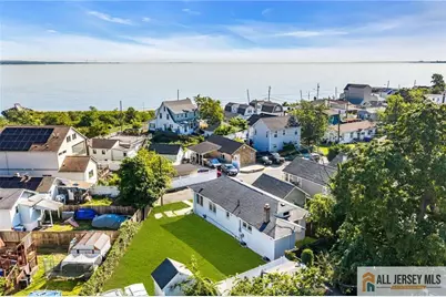 94 Neptune Place, South Amboy, NJ 08879 - Photo 17