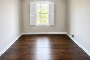 36 Fisher Dr, Franklin Township, NJ 08823 - Photo 17