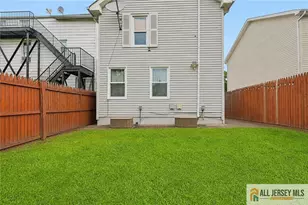 24 Welton St, New Brunswick, NJ 08901 - Photo 13