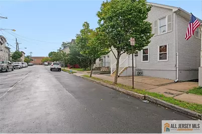 24 Welton Street, New Brunswick, NJ 08901 - Photo 15