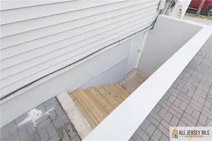 24 Welton St, New Brunswick, NJ 08901 - Photo 11