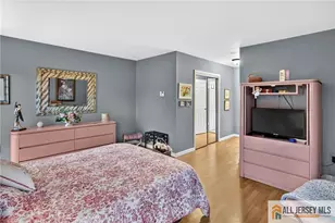 5 Hillsborough Dr, Monroe Township, NJ 08831 - Photo 19