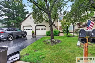 5 Hillsborough Dr, Monroe Township, NJ 08831 - Photo 3