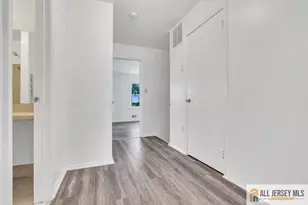 26 Tiger Lilly Ct, Sayreville, NJ 08872 - Photo 3