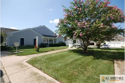654 Bluebird Drive #654, Monroe Township, NJ 08831 - Photo 3