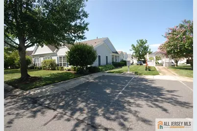 654 Bluebird Drive #654, Monroe Township, NJ 08831 - Photo 5