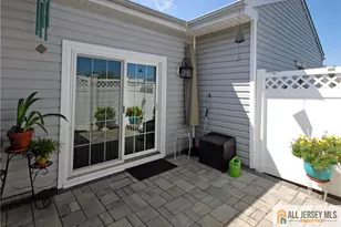 654 Bluebird Dr, Monroe Township, NJ 08831 - Photo 29