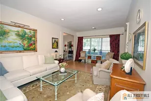 654 Bluebird Dr, Monroe Township, NJ 08831 - Photo 9