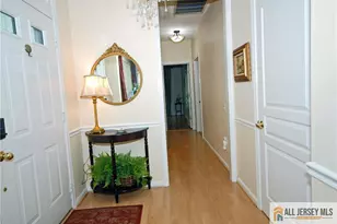 654 Bluebird Dr, Monroe Township, NJ 08831 - Photo 7