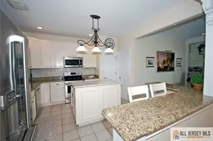 654 Bluebird Dr, Monroe Township, NJ 08831 - Photo 19