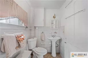 216 Handy St, New Brunswick, NJ 08901 - Photo 21