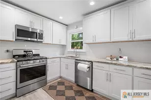 3 11th Ave, Monroe Township, NJ 08831 - Photo 15