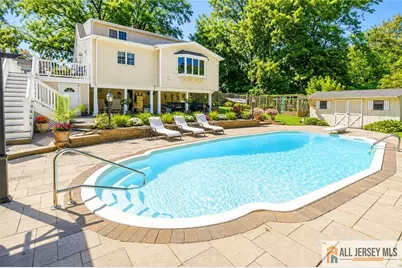 112 Tunison Road, New Brunswick, NJ 08901 - Photo 11