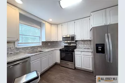 406 Cranbury Road #7, East Brunswick Township, NJ 08816 - Photo 5