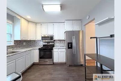 406 Cranbury Road #7, East Brunswick Township, NJ 08816 - Photo 3