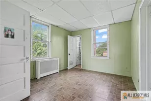 364 Alpine St, Perth Amboy, NJ 08861 - Photo 11