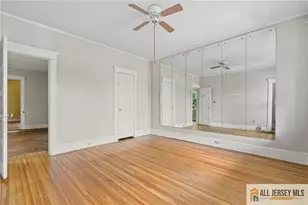364 Alpine St, Perth Amboy, NJ 08861 - Photo 3