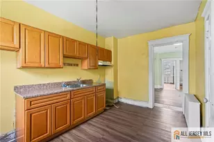 364 Alpine St, Perth Amboy, NJ 08861 - Photo 9