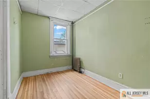 364 Alpine St, Perth Amboy, NJ 08861 - Photo 7