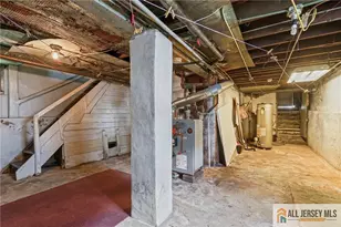 364 Alpine St, Perth Amboy, NJ 08861 - Photo 17