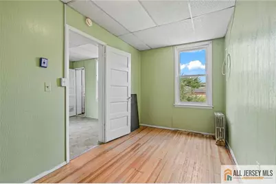 364 Alpine Street, Perth Amboy, NJ 08861 - Photo 13