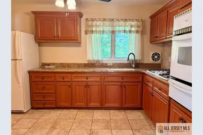 35 Wellington Road, East Brunswick Township, NJ 08816 - Photo 7