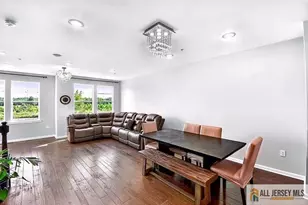 310 South Dr, North Brunswick Township, NJ 08902 - Photo 5