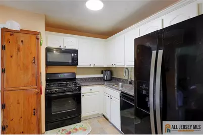 621 Cricket Lane #621, Woodbridge Township, NJ 07095 - Photo 13