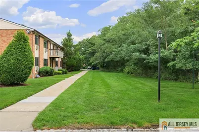621 Cricket Lane #621, Woodbridge Township, NJ 07095 - Photo 19
